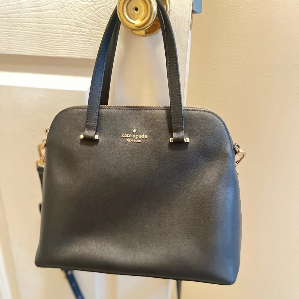 Kate Spade Black Shoulder Bag with Adjustable Strap - Picture 2 of 5
